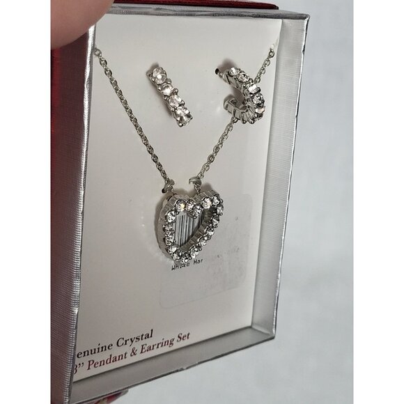 Genuine Crystal Heart Pendant 18" Necklace & Earrings Set NIB! Gift Set Diamond - Picture 2 of 4